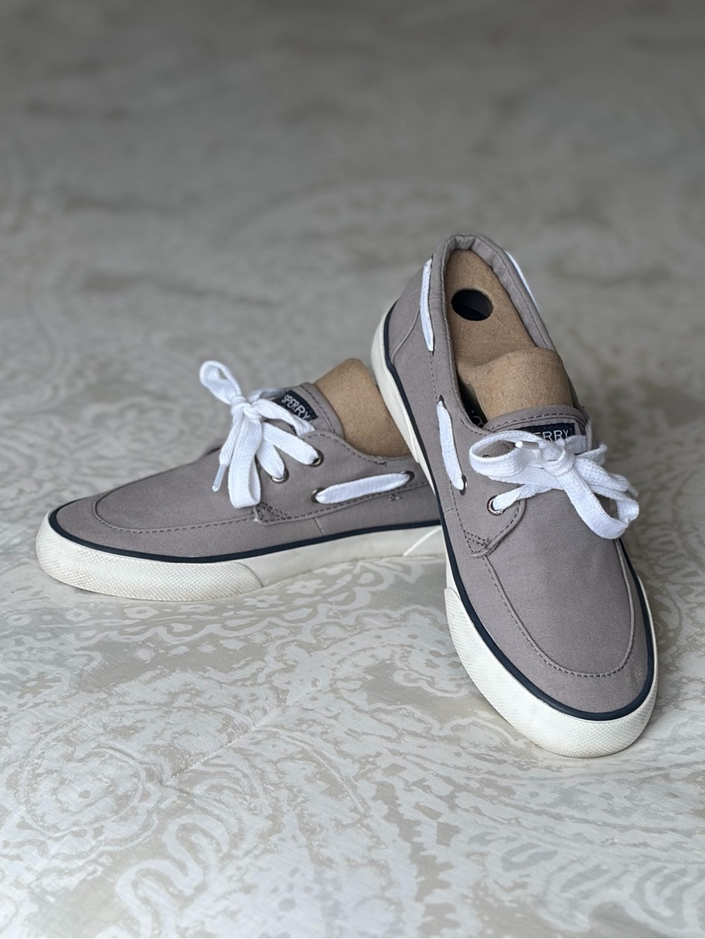 Sperry Women’s  Taupe Canvas Boat Shoes with White Laces | size 8